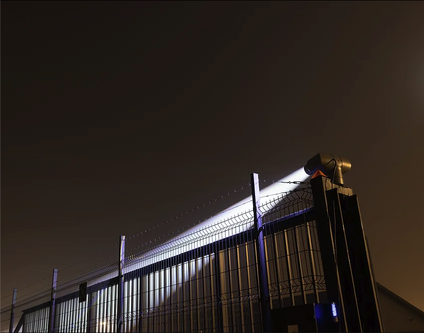 Starling Q62 searchlight on fence in action