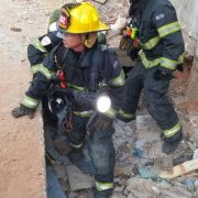 led scene light used in active fire fighting scene